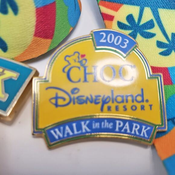 Disney Parks Disneyland Walk in the Park 2003 CHOC Pin Set - Picture 5 of 11